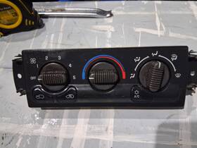 15-72667 Acdelco Brakes 2000 Chevrolet Silverado 1500 A/c Heater Control Panel