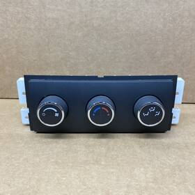 Chevrolet 0799665 2009-2017 Traverse Rear A/c Heater Temp Climate Control Oem Manual