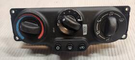 09272004 Chevrolet 2005 Equinox A/c Ac Temperature Heater Climate Control Oem