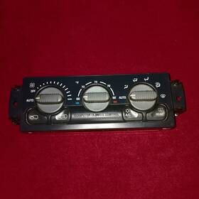 15-72979 Chevrolet 1999-2002 Chevy Truck And Other Models Air Heat Climate Module As Is
