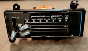 160023417 Chevrolet 83-91 Chevy C10 Suburban Blazer Full Size Temperature Control Oem