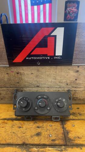 Chevrolet 22732643 2004-2008 Malibu Heater A/c Control Manual