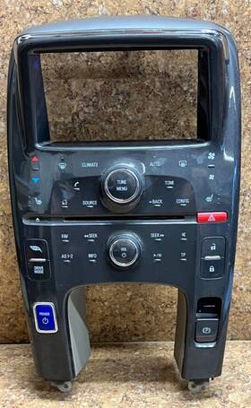 22983015 Chevrolet 2011 - 2015 Chevy Volt Radio Climate Control Panel 22983015 Chevrolet 2011 - 2015 Chevy Volt Radio Climate Control Panel