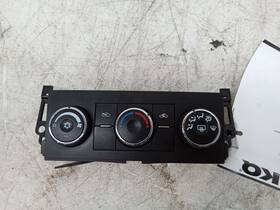 655-02255 Chevrolet 10 Silverado 1500 Temperature Control Unit Oem