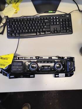 655-11631 Chevrolet Silvrdo15 2022 Temperature Control