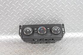 655-1918 Chevrolet 07-09 Silverado Dashboard Dash Manual Heat Ac Climate Control Panel Oem Factory