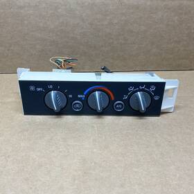 Chevrolet 689132247974 1996-1999 Chevy Suburban Yukon Sierra Silverado Tahoe Climate Control Ac Heat