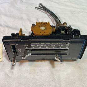 Chevrolet 6922082 81-87 Chevy Square Body Pickup Truck Heater A/c Control Used Original