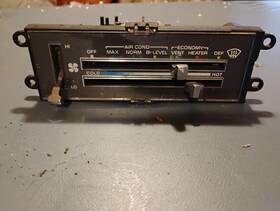 7895758 Chevrolet 1978-1987 Monte Carlo El Camino Heater Ac Climate Control Panel