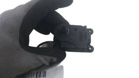 817.gm1c16 Chevrolet 2016 Chevy Cruze Flap Door Motor Heater Ac Actuator 2017 2018
