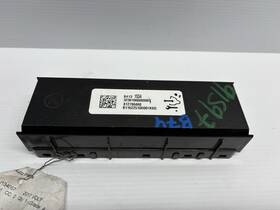 Chevrolet 84131534 Used A/c Temperature Control Module Fits 2017 Volt Center