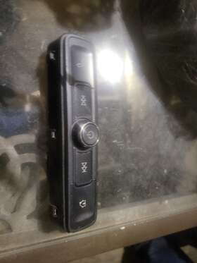 84491777 Chevrolet 2019 2020 2021 2022 Chevy Colorado Radio Audio Control Panel Oem