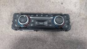 86544507 Chevrolet 2024 Chevy Silverado 3500 Heat/ac Controller Auto With Heated/cooled Seats