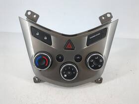 92282239 Chevrolet 2013-2013 Sonic Ac Heater Climate Control Uu0vu