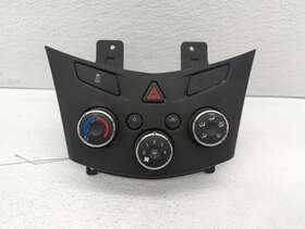 95298404 Chevrolet 95332715 2013-2014 Trax Ac Heater Climate Control C65h0