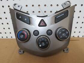 95466015 Chevrolet 2012 Sonic Ac Heater Control Oem