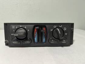 Hlx-dor599-151-cl360a50 Chevrolet 00 - 03 Oem Chevy Impala Climate Control Module Monte Carlo A/c Temp Heater Cold