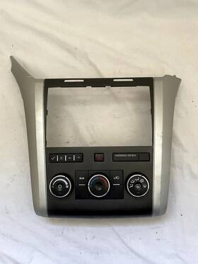 Chevrolet P20817339 2009-2012 Traverse Ac Heater Temp Switch Climate Control With Bezel Oem