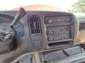 655-00945 Chevrolet Truck 2001 Express 35 Dash Mounted Climate Control Unit - Used 198k Miles