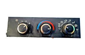 84555663 Gm Chevy Express 2008-2018 Temperature Climate Control A/c Heat Ac