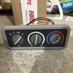 1992-1999 Chevy Gmc Suburban Tahoe Yukon Rear Ac Controls Tan Oem 16181185. Fixed Price $40.00.