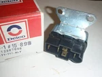 Nos Genuine Gm Delco Ac Hi Blower Relay Buick Riviera 1978 New Box. Fixed Price $55.00.