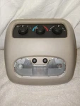 03-06 Chevy Suburban Roof Mounted Climate Control W/light Bezel Unit 15763047. Fixed Price $110.00.