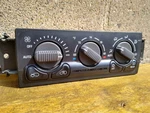 2000-2002 Chevy Gmc Yukon Tahoe Suburban Automatic Climate Control Hvac 15060162. Fixed Price $99.00.