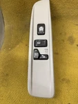 06-09 Envoy Trailblazer Passenger Window Switch And Bezel Oem Free Shipping. Fixed Price $33.85.