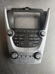15-17CHEVROLET Equinox Ac Heater Climate Radio Control Panel 90025-813/0007. Fixed Price $78.00.